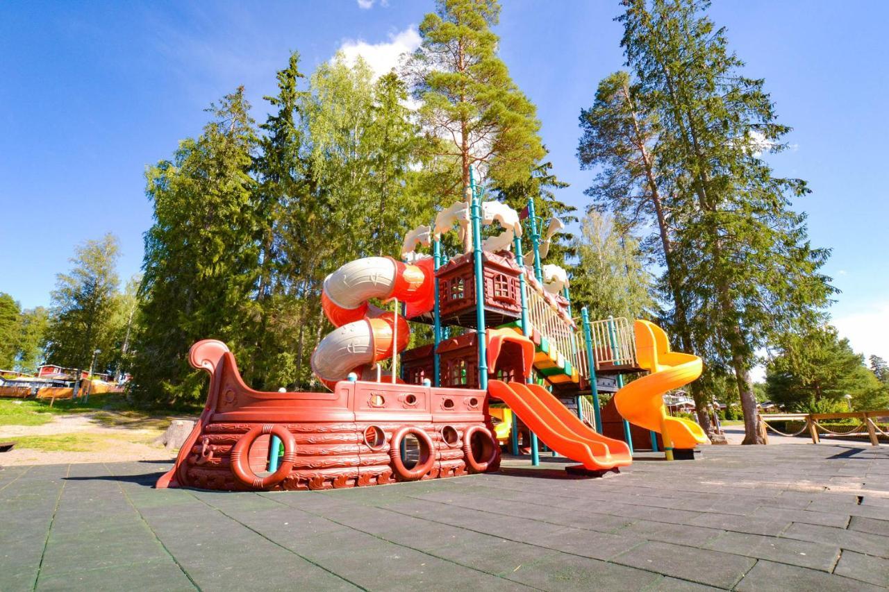 Arjaeng Camping & Stugor Sommarvik Dış mekan fotoğraf
