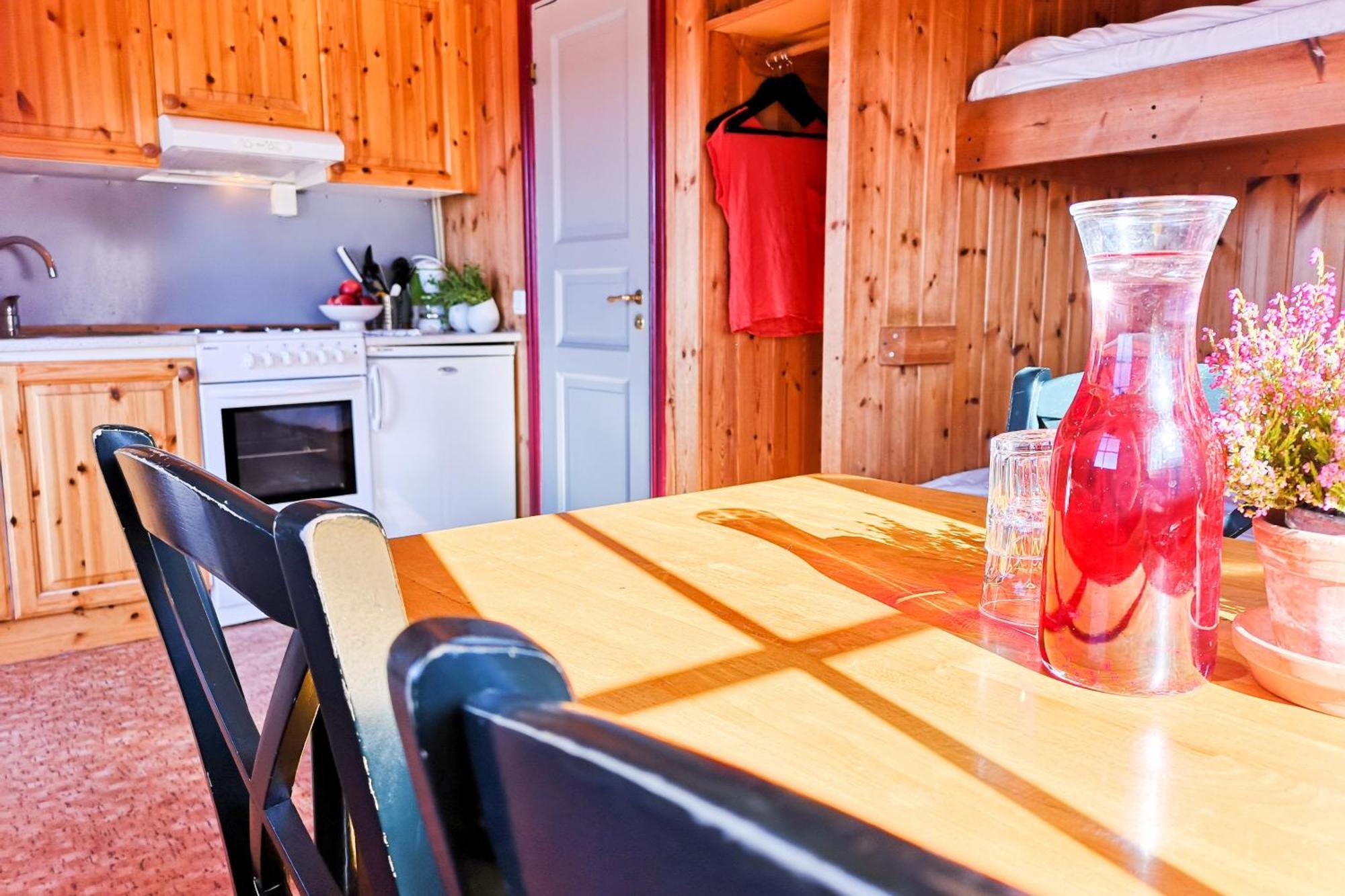 Arjaeng Camping & Stugor Sommarvik Oda fotoğraf